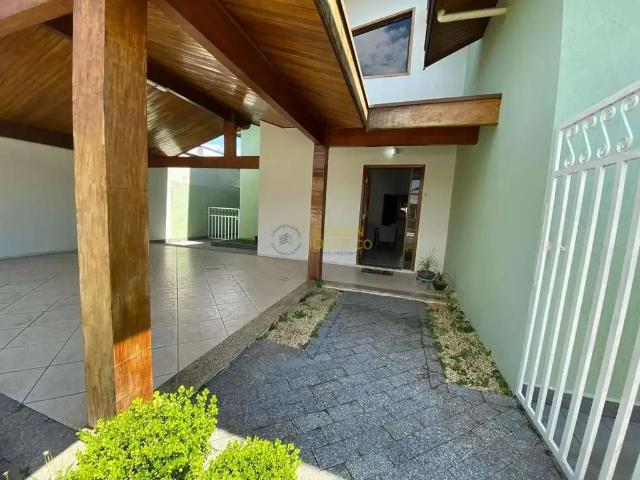 Casa venda em Região Imediata de Taubaté-Pindamonhangaba, Região Metropolitana do Vale do Paraíba e Litoral Norte