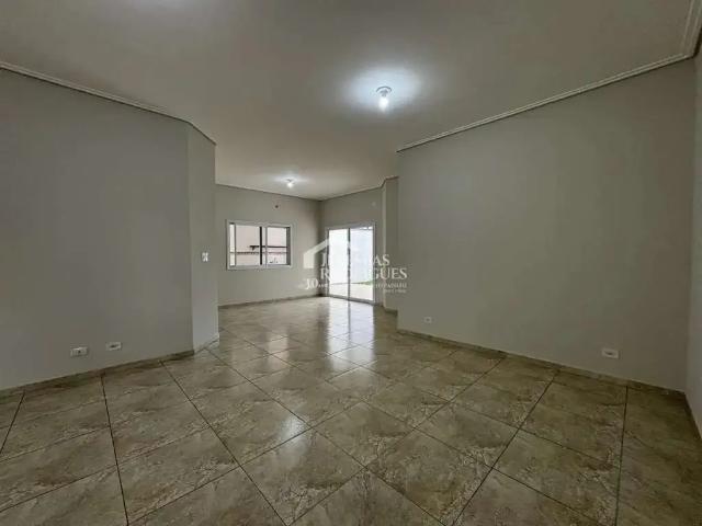 Casa venda em Região Imediata de Taubaté-Pindamonhangaba, Região Metropolitana do Vale do Paraíba e Litoral Norte