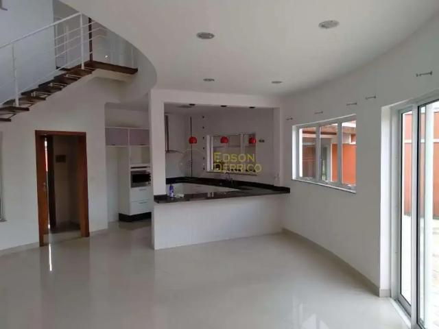 Casa venda em Região Imediata de Taubaté-Pindamonhangaba, Região Metropolitana do Vale do Paraíba e Litoral Norte