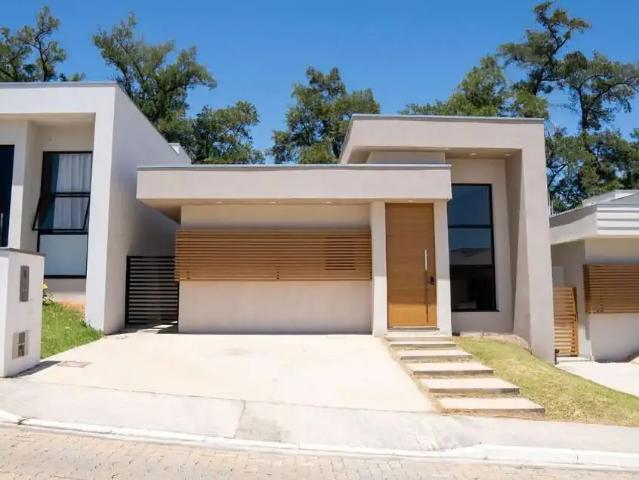 Casa venda em Região Imediata de Taubaté-Pindamonhangaba, Região Metropolitana do Vale do Paraíba e Litoral Norte