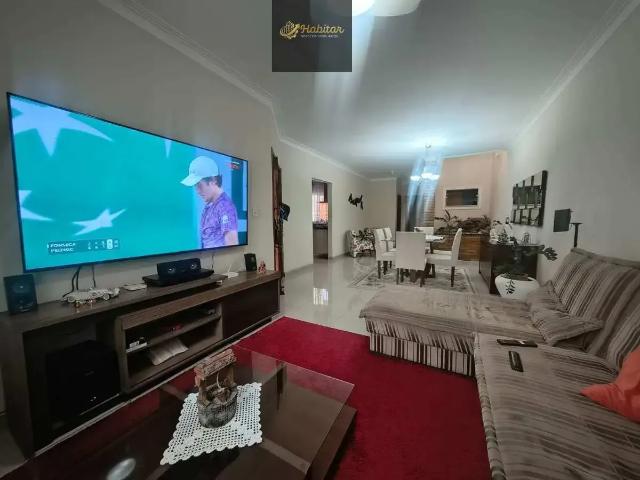 Casa venda em Região Imediata de Taubaté-Pindamonhangaba, Região Metropolitana do Vale do Paraíba e Litoral Norte