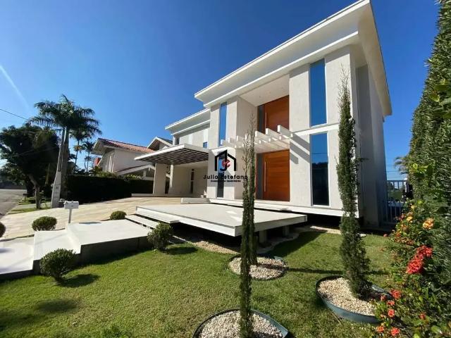 Casa venda em Região Imediata de Taubaté-Pindamonhangaba, Região Metropolitana do Vale do Paraíba e Litoral Norte