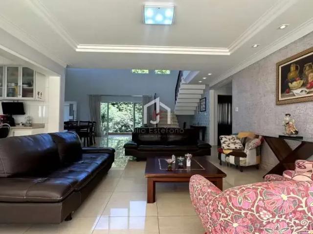 Casa venda em Região Imediata de Taubaté-Pindamonhangaba, Região Metropolitana do Vale do Paraíba e Litoral Norte