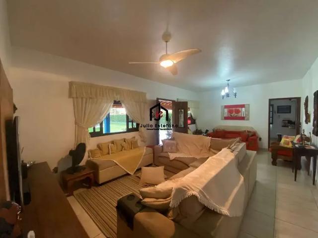 Casa venda em Região Imediata de Taubaté-Pindamonhangaba, Região Metropolitana do Vale do Paraíba e Litoral Norte