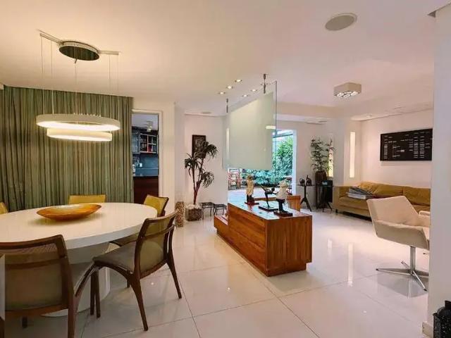 Casa venda em Região Geográfica Imediata de Poços de Caldas, Poços de Caldas