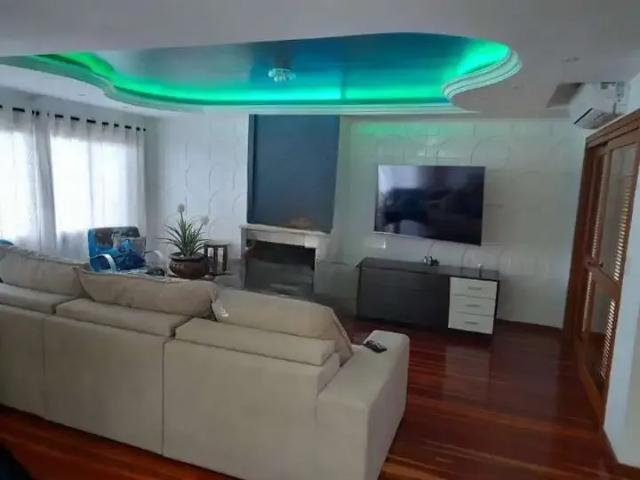 Casa venda em Mário Quintana, Porto Alegre
