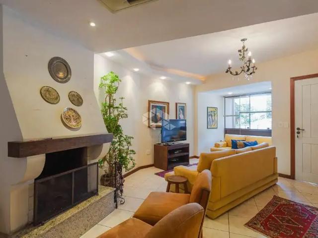 Casa venda em Região Geográfica Imediata de Porto Alegre, Região Metropolitana de Porto Alegre