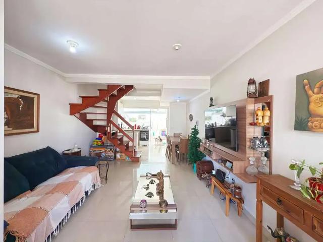 Casa venda em Guarujá, Porto Alegre