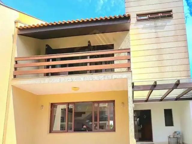 Casa venda em Lomba do Pinheiro, Porto Alegre