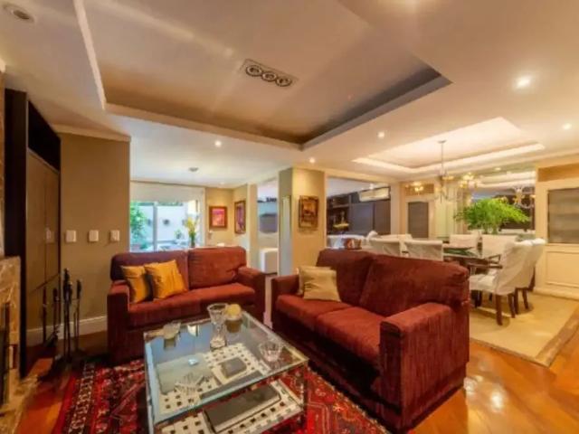 Casa venda em Região Geográfica Imediata de Porto Alegre, Região Metropolitana de Porto Alegre