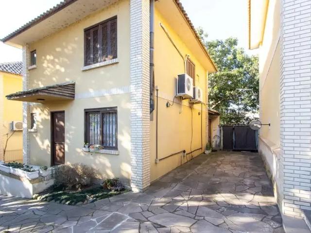 Casa venda em Região Geográfica Imediata de Porto Alegre, Região Metropolitana de Porto Alegre