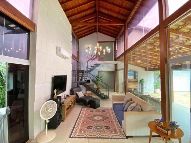 Casa venda em Rifaina