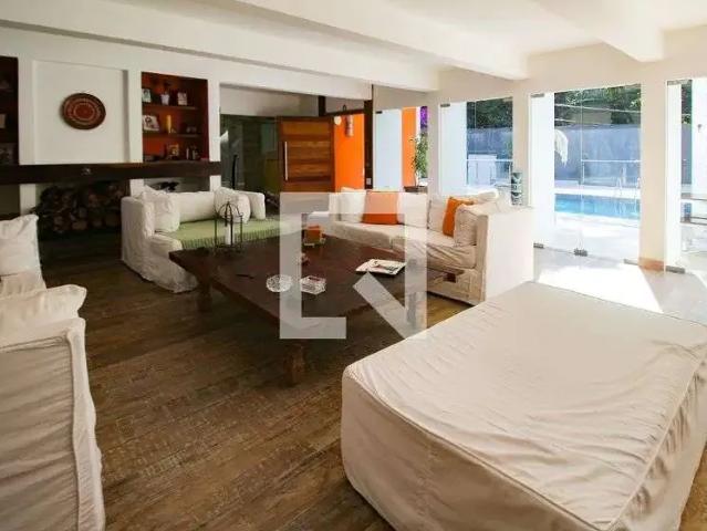 Casa venda em Região Geográfica Imediata do Rio de Janeiro, Região Metropolitana do Rio de Janeiro