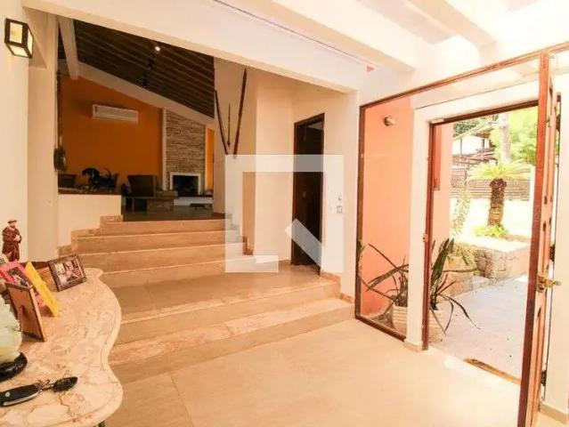 Casa venda em Região Geográfica Imediata do Rio de Janeiro, Região Metropolitana do Rio de Janeiro