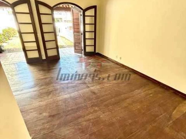 Casa venda em Região Geográfica Imediata do Rio de Janeiro, Região Metropolitana do Rio de Janeiro