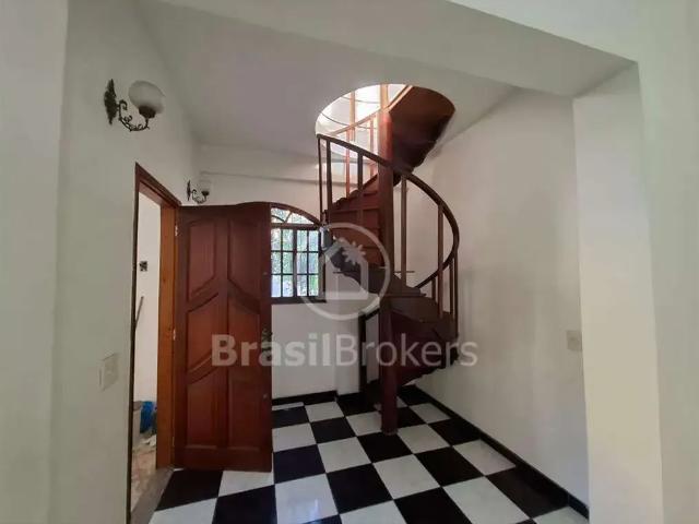 Casa venda em Região Geográfica Imediata do Rio de Janeiro, Região Metropolitana do Rio de Janeiro