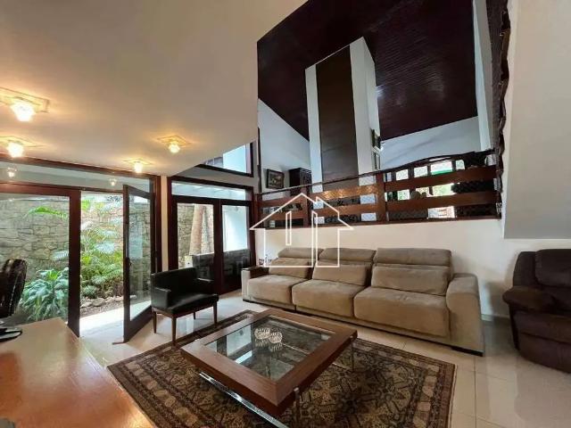 Casa venda em Região Imediata de São José dos Campos, Região Metropolitana do Vale do Paraíba e Litoral Norte
