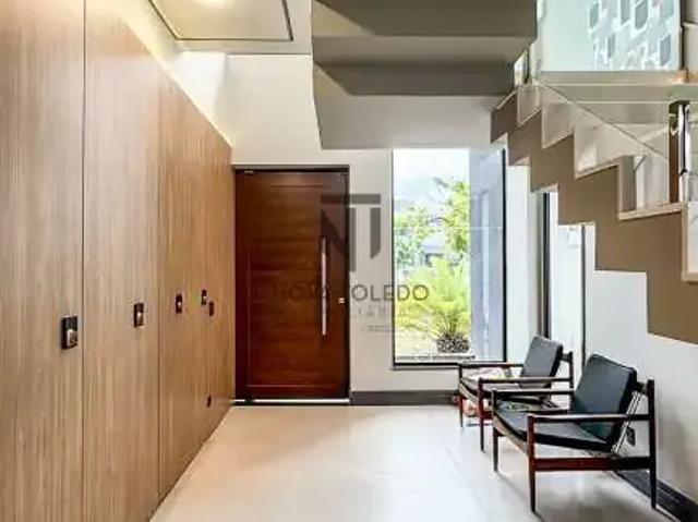 Casa venda em Região Imediata de São José dos Campos, Região Metropolitana do Vale do Paraíba e Litoral Norte