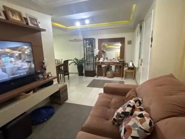 Casa venda em Região Imediata de São José dos Campos, Região Metropolitana do Vale do Paraíba e Litoral Norte