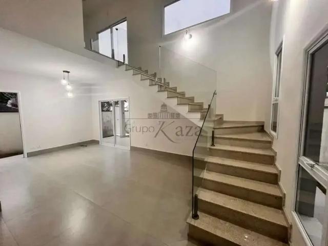 Casa venda em Região Imediata de São José dos Campos, Região Metropolitana do Vale do Paraíba e Litoral Norte