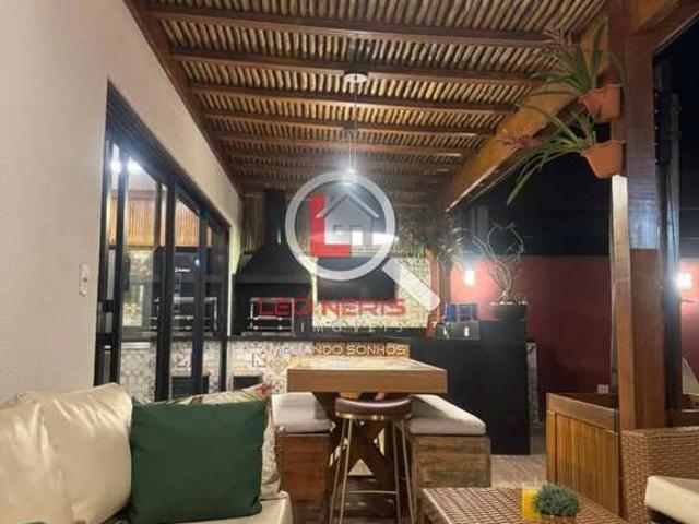 Casa venda em Enseada, São Sebastião