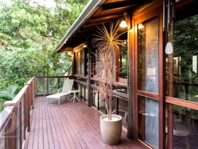 Casa venda em Região Imediata de Caraguatatuba-Ubatuba-São Sebastião, Região Metropolitana do Vale do Paraíba e Litoral Norte