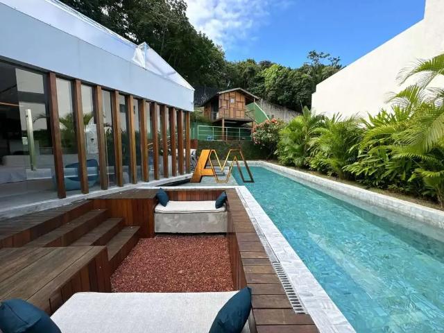 Casa venda em Região Geográfica Imediata de Salvador, Região Metropolitana de Salvador