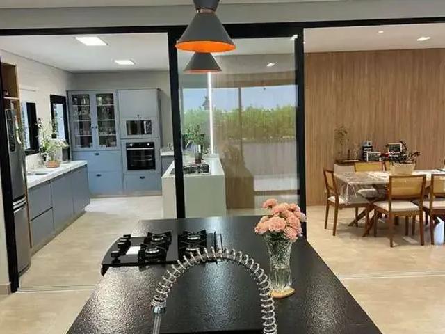 Casa venda em Santa Isabel