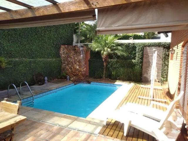 Casa venda em Santana de Parnaíba