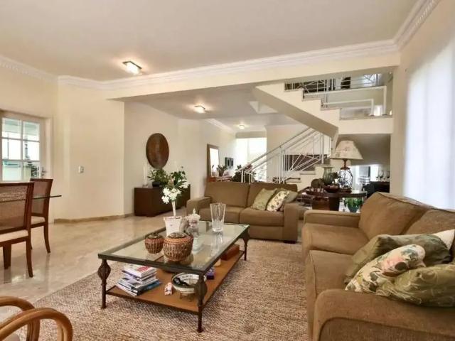 Casa venda em 18 do Forte Alphaville, Santana de Parnaíba