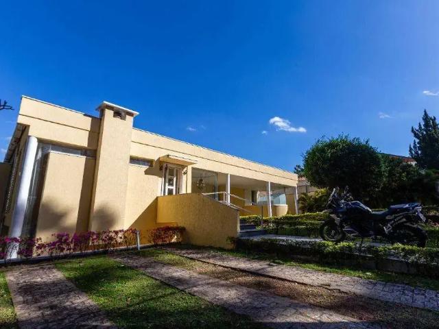 Casa venda em Santana de Parnaíba