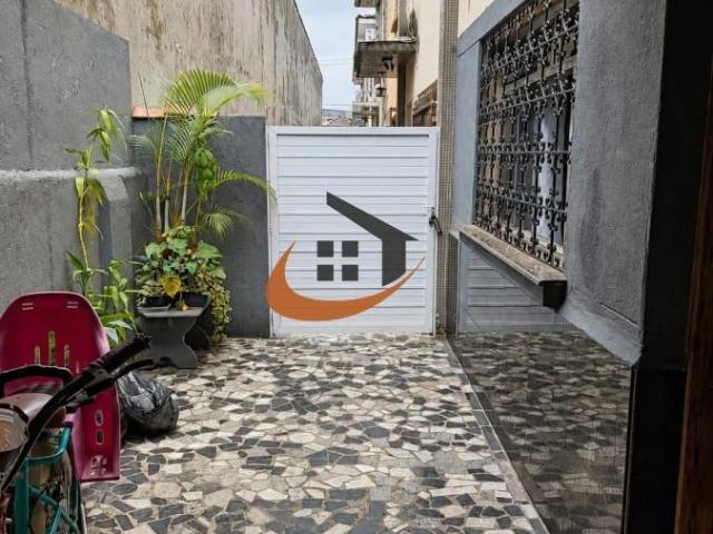 Casa venda em Santos