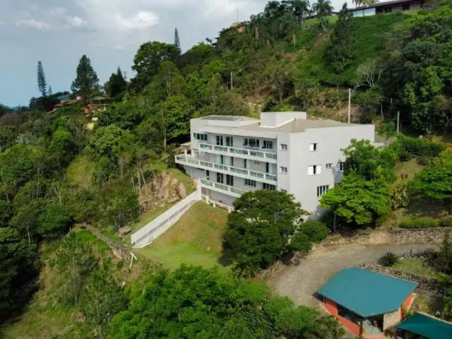 Casa venda em Região Imediata de Amparo, Serra Negra