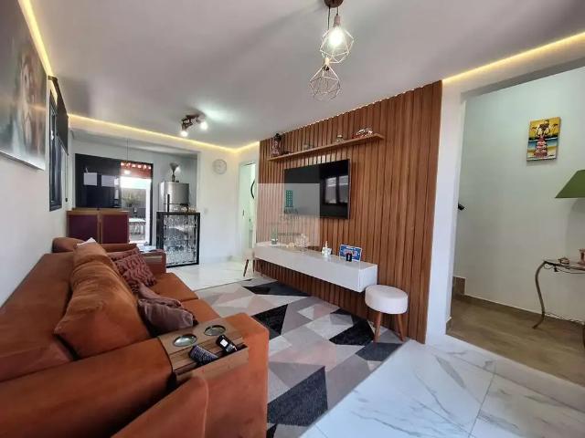 Casa venda em Jardim Leblon, Suzano