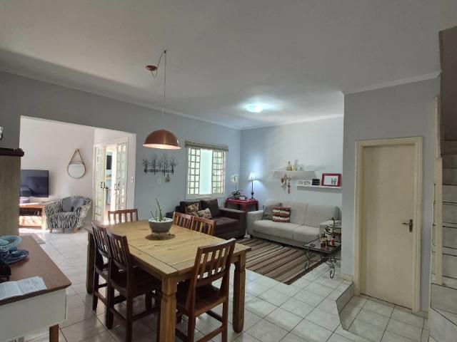 Casa venda em Região Imediata de Taubaté-Pindamonhangaba, Região Metropolitana do Vale do Paraíba e Litoral Norte