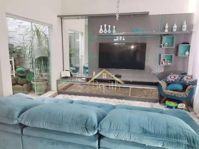 Casa venda em Região Imediata de Taubaté-Pindamonhangaba, Região Metropolitana do Vale do Paraíba e Litoral Norte