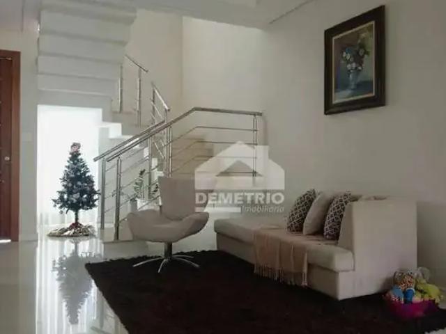 Casa venda em Região Imediata de Taubaté-Pindamonhangaba, Região Metropolitana do Vale do Paraíba e Litoral Norte