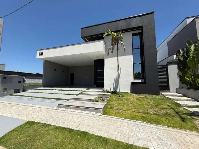 Casa venda em Região Imediata de Taubaté-Pindamonhangaba, Região Metropolitana do Vale do Paraíba e Litoral Norte