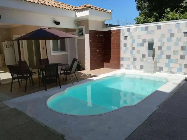 Casa venda em Região Imediata de Taubaté-Pindamonhangaba, Região Metropolitana do Vale do Paraíba e Litoral Norte