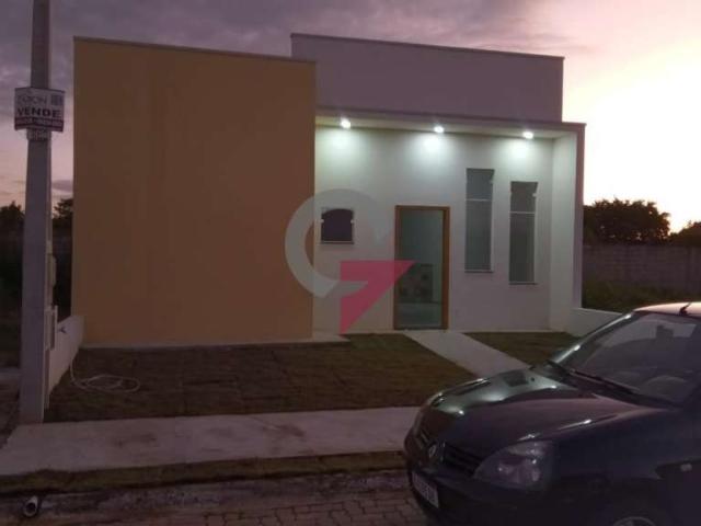 Casa venda em Região Imediata de Taubaté-Pindamonhangaba, Região Metropolitana do Vale do Paraíba e Litoral Norte
