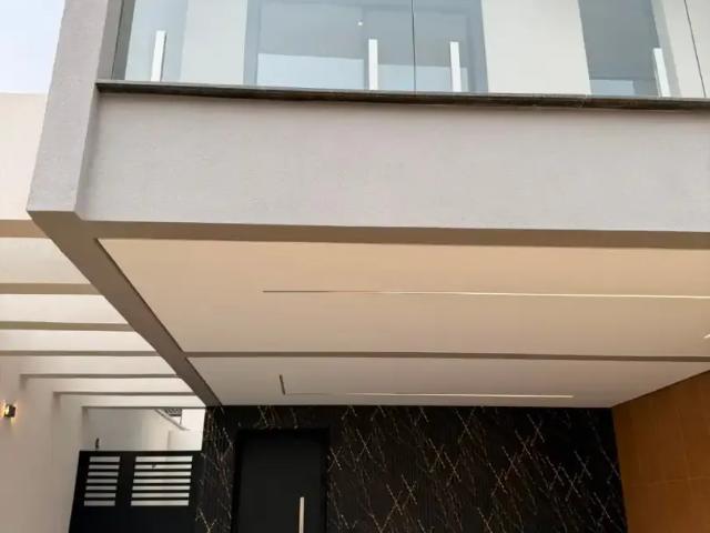 Casa venda em Região Imediata de Taubaté-Pindamonhangaba, Região Metropolitana do Vale do Paraíba e Litoral Norte