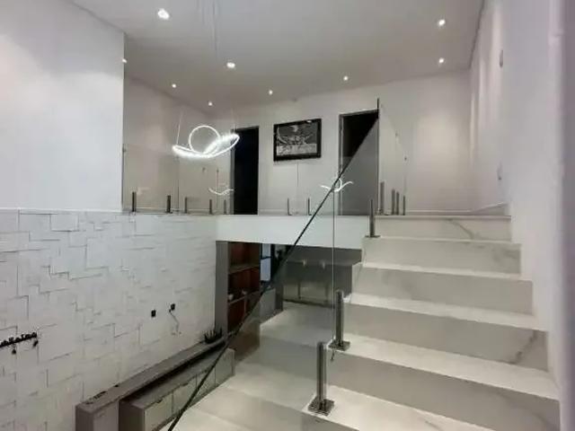 Casa venda em Região Imediata de Taubaté-Pindamonhangaba, Região Metropolitana do Vale do Paraíba e Litoral Norte