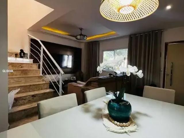 Casa venda em Região Imediata de Taubaté-Pindamonhangaba, Região Metropolitana do Vale do Paraíba e Litoral Norte