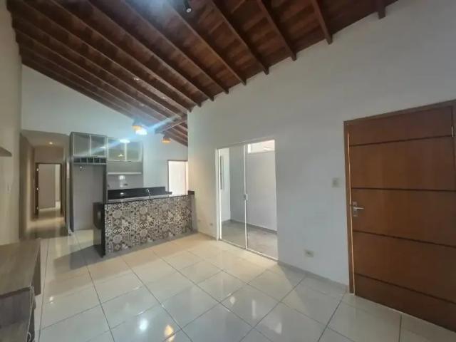 Casa venda em Região Imediata de Taubaté-Pindamonhangaba, Região Metropolitana do Vale do Paraíba e Litoral Norte