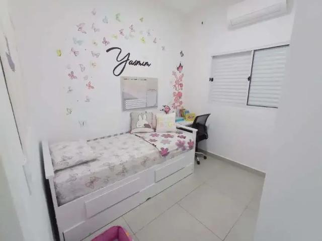 Casa venda em Região Imediata de Taubaté-Pindamonhangaba, Região Metropolitana do Vale do Paraíba e Litoral Norte