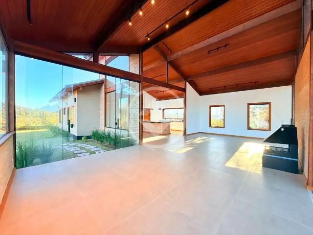 Casa venda em Região Geográfica Imediata de Petrópolis, Teresópolis