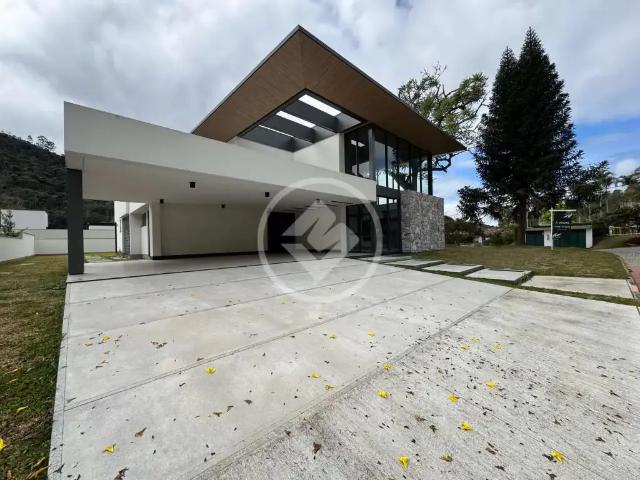 Casa venda em Região Geográfica Imediata de Petrópolis, Região Metropolitana do Rio de Janeiro