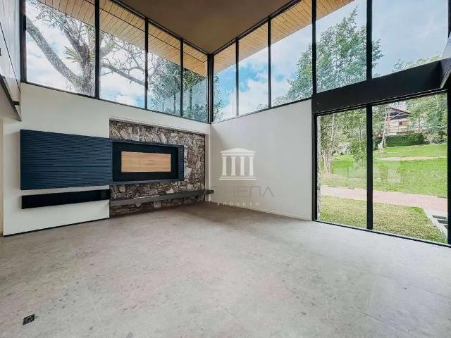 Casa venda em Região Geográfica Imediata de Petrópolis, Região Metropolitana do Rio de Janeiro