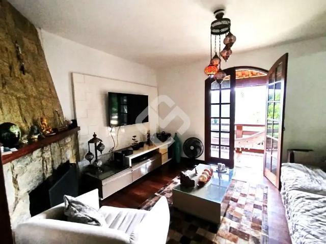 Casa venda em Teresópolis, Região Geográfica Intermediária de Petrópolis