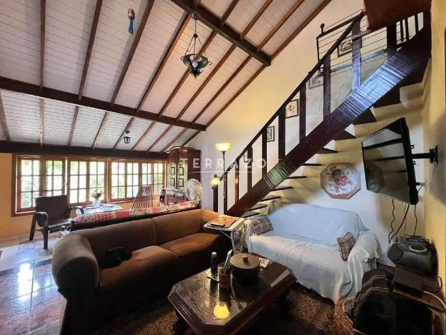 Casa venda em Cascatinha, Petrópolis
